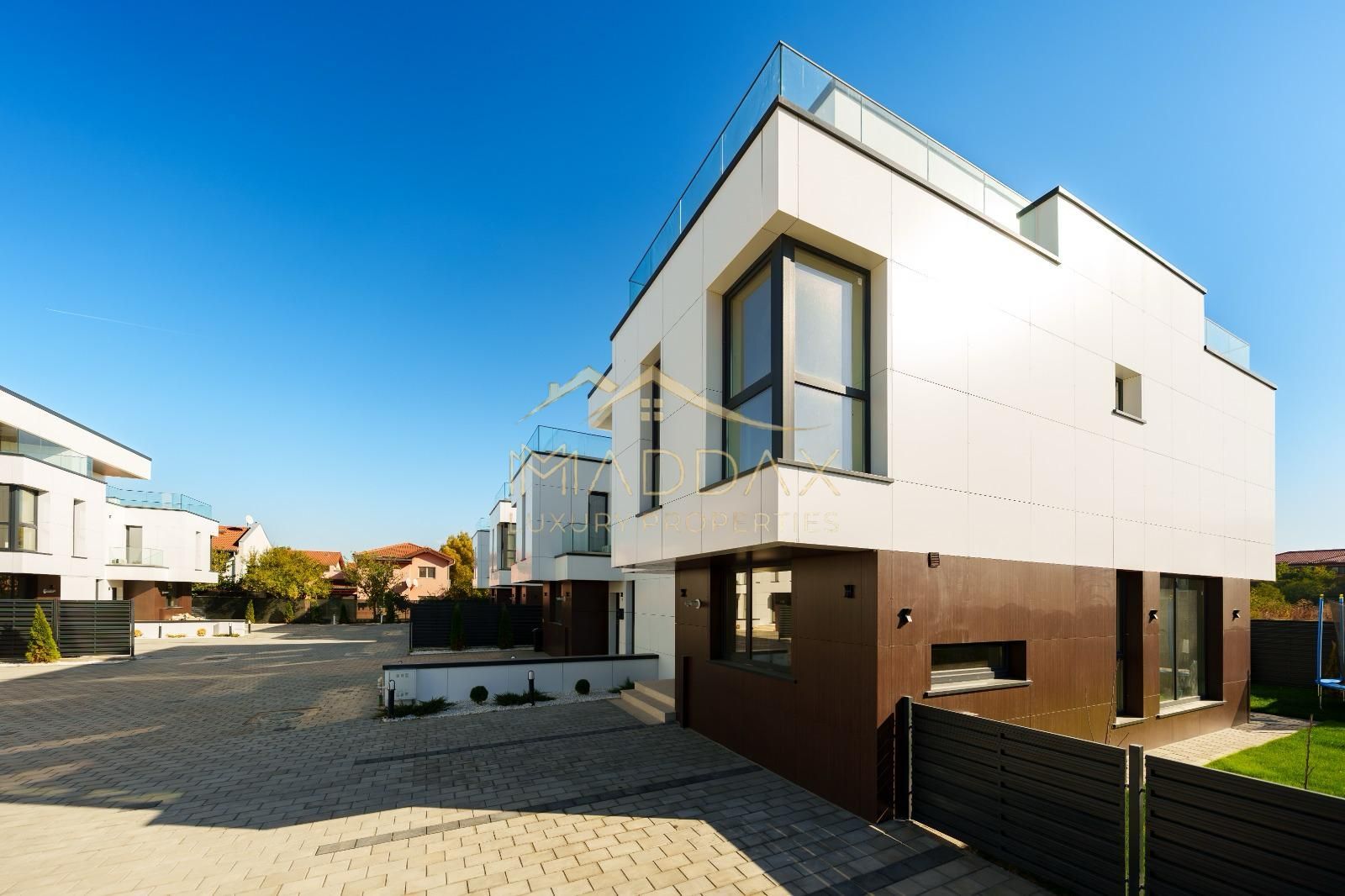 Vila LUX _P+2***5 camere//Lac Pipera-Tunari - Poză 22