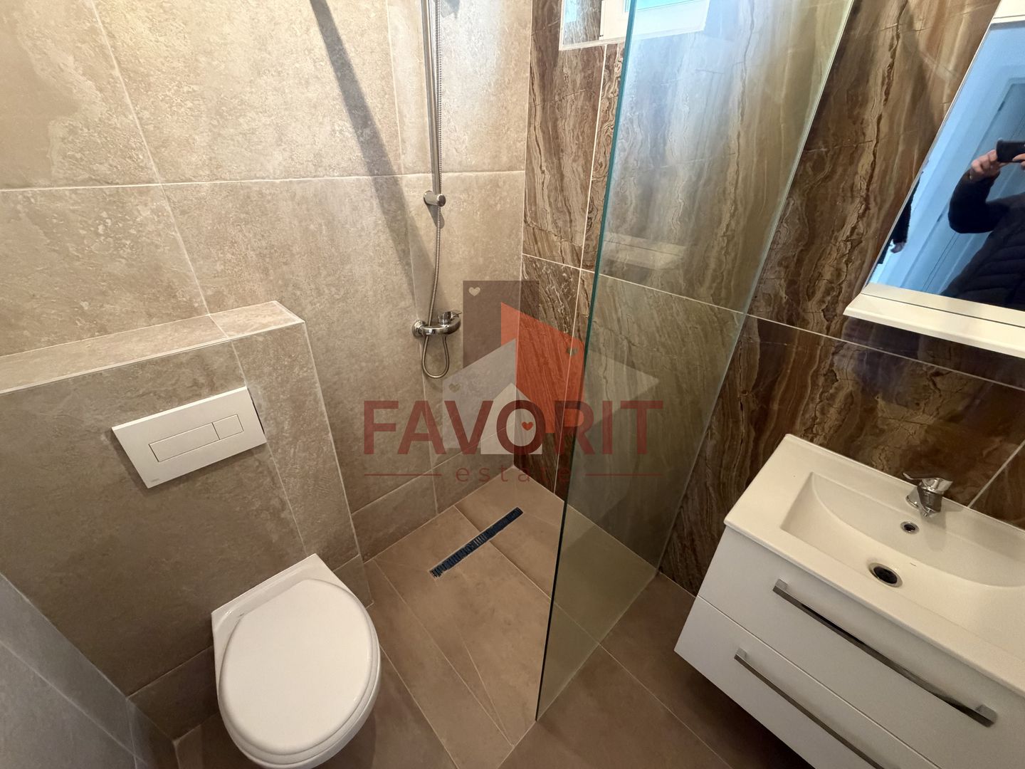 Finisat la cheie. Acces asfaltat. Disponibil imediat - Poză 11