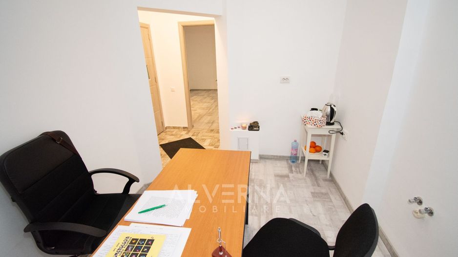 Apartament 2 camere cu 2 bai, pe 2 niveluri in vila renovata - Central - Poză 5