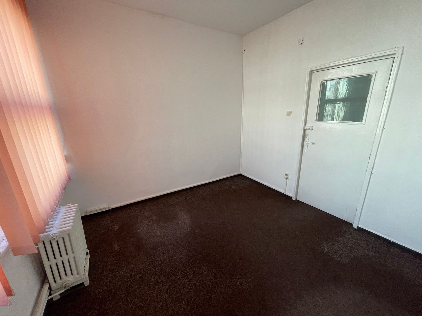 Spatiu de birouri I Bulevardul Muncii I Finisat I 18 mp - Poză 2