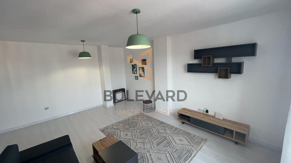 Apartament cu 2 camere la cheie, zona Terra! - Poză 2