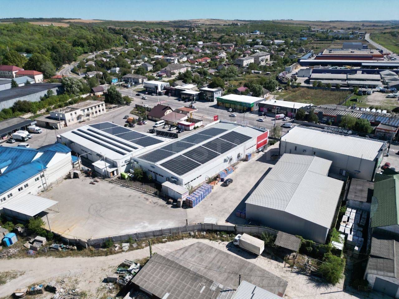 Vânzare, spațiu industrial/Depozit 716 mp, Hîncești pe teren de 32 ari - Poză 3