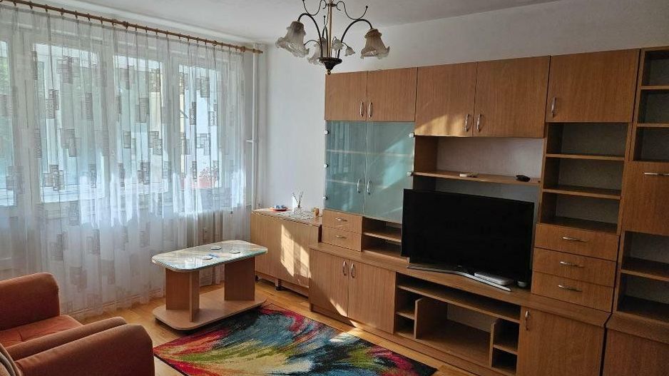 Particular - oferta ap 2 camere decomandat metrou Bucur Obor bloc reabilitat - Poză 1