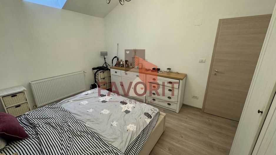 Mobilat si utilat. Pozitie excelenta. Villa construita in 2017 - Poză 9