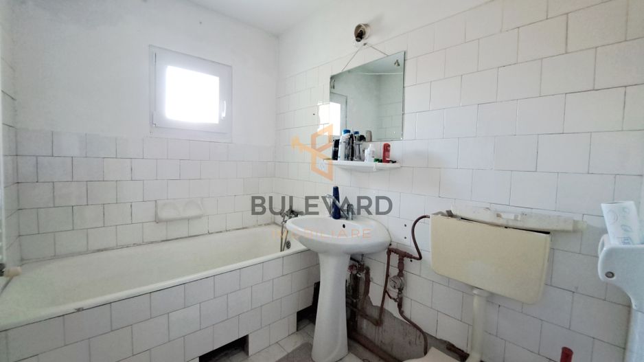Apartament 4 camere dec., garaj, boxa subsol, zona Pta Zorilor - Poză 11
