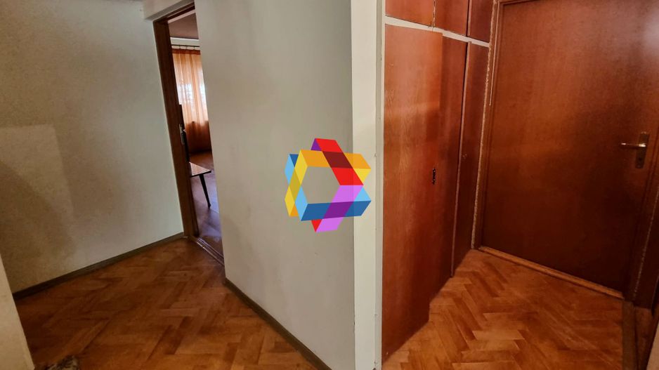 Apartament cu trei camere, zona Racadau 73 mp - Poză 4