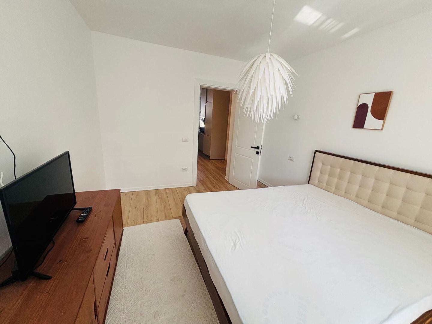 Apartament 3 camere I Ultracentral I 50 mp I 400 € I Suceava - Poză 3