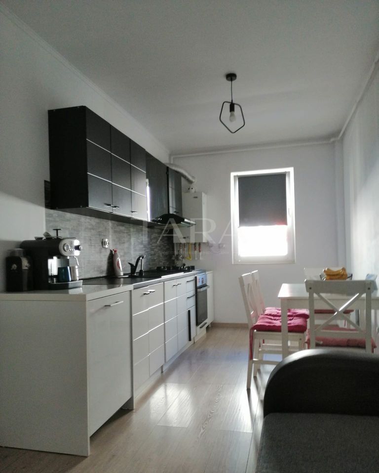Apartament 2 camere, Baciu, 44 mp, balcon, parcare, ideal investitie. - Poză 4