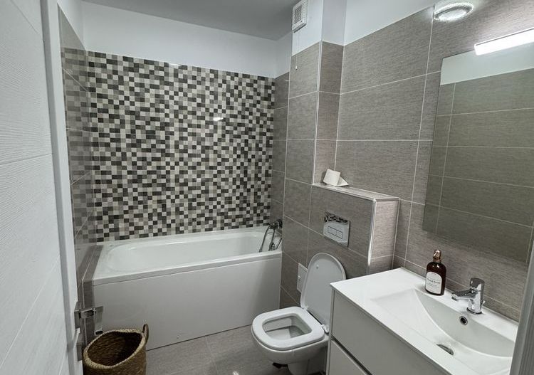 Apartament Mihai Bravu 5min metrou - Poză 7
