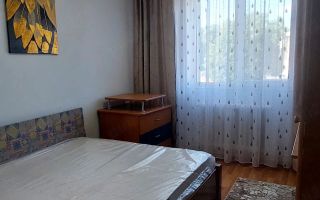 Apartament 3 camere, etaj 3, 55 mp, zona Deal Pașcani, lângă Colegiul M. Sadoveanu - Poză 10