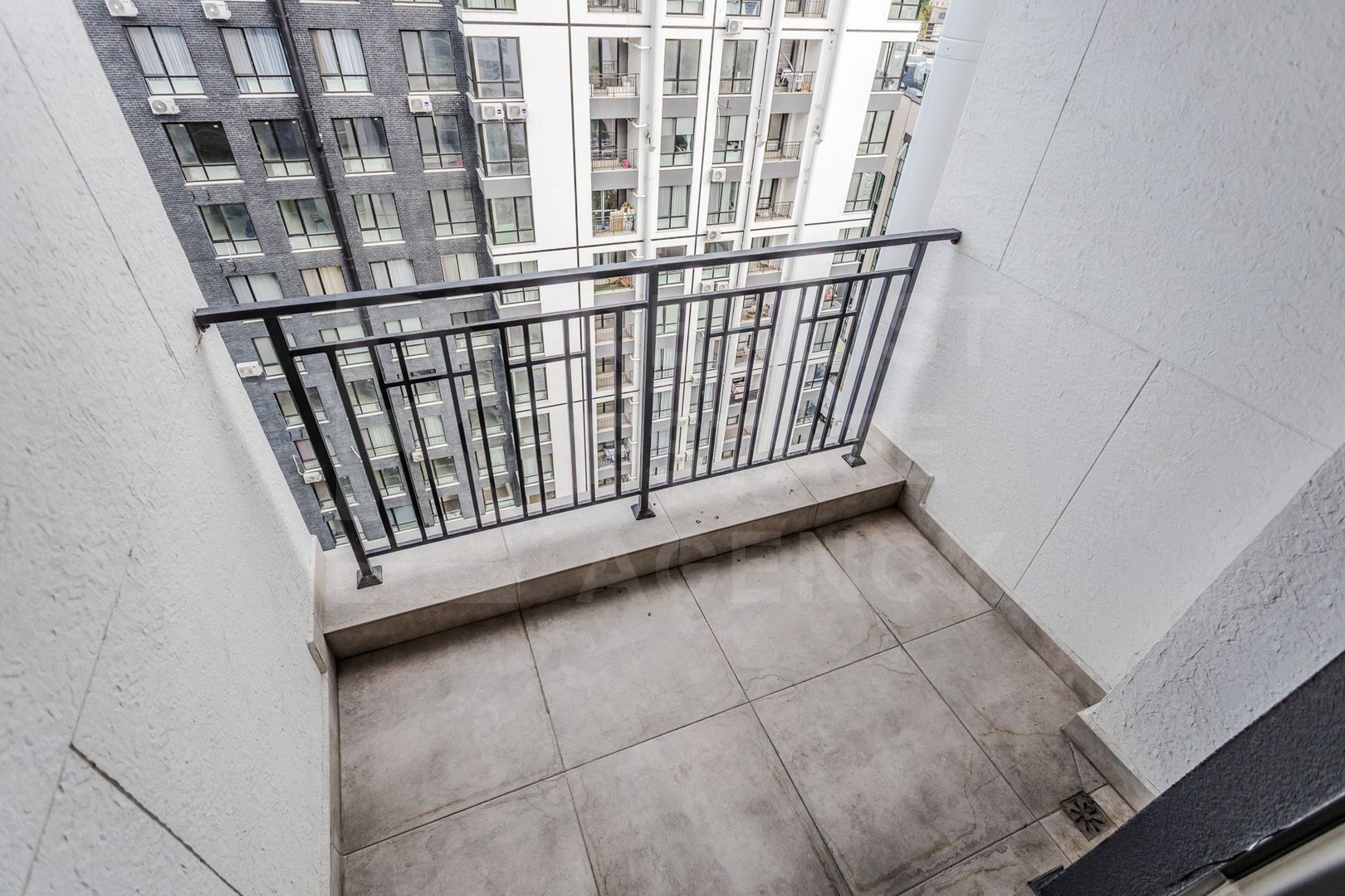 Chirie, apartament, 2 camere, strada Calea Ieşilor, Sculeni - Poză 17
