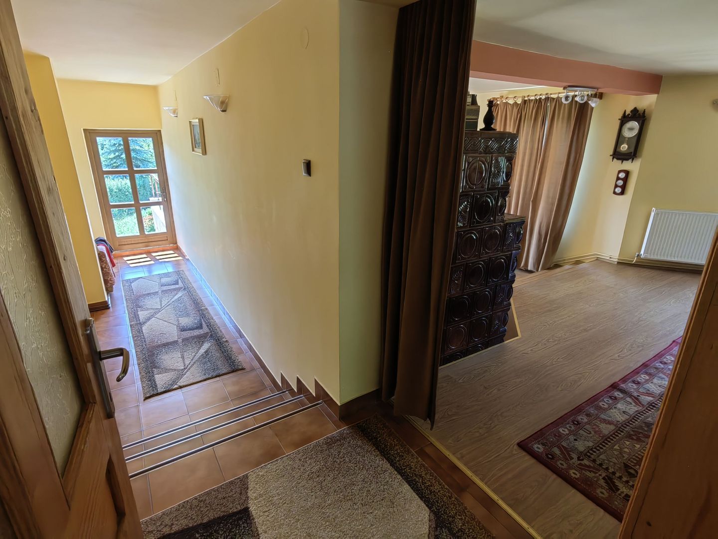 Casa/Vilă  aproape de pădure Vâlcele + 1235 m² teren 160.000 EURO - Poză 5