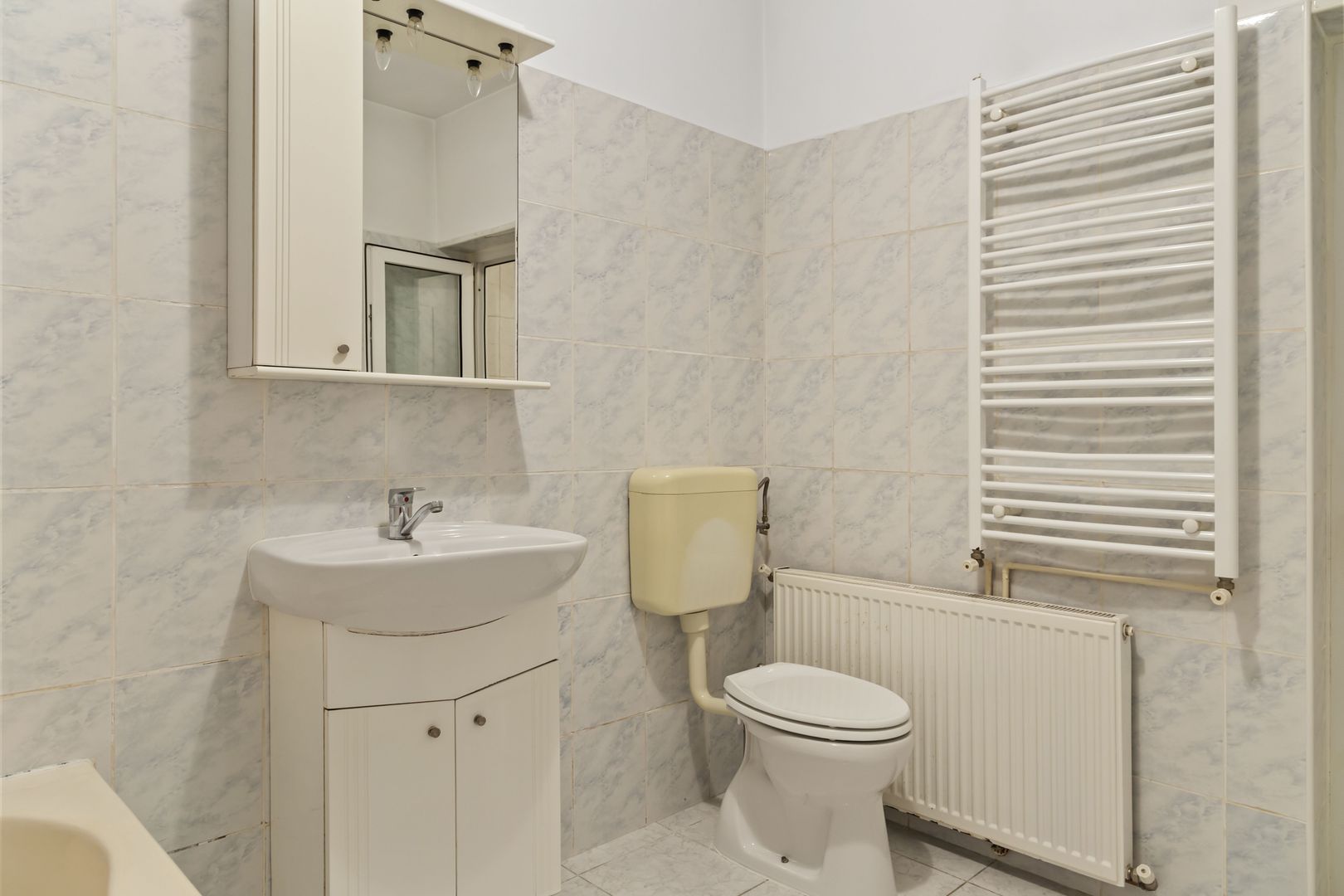 Vindem apartament la curte aproape de parcul Carol - Poză 16