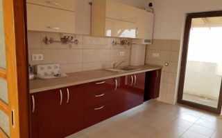 Inchiriez apartament - Poză 3