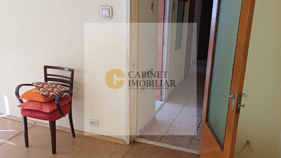 2 Camere - 50MP | Decomandat | 1983 | 5/8 | M Crangasi la 10 minute - Poză 2