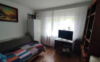 Etaj 1 Apartament 4 Camere-Decomandat 81mp!/2Bai-Bloc din 1984 Zona Frumoasa - Poză 3