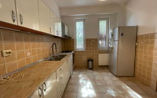 VILA CU 5 CAMERE LA INCHIRIERE LANGA BRITISH SCHOOL - Poză 11