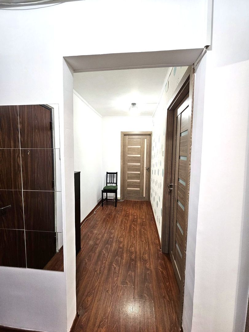 Închiriez Apartament cu 🏡 2 camere, centrală proprie, parcare, 1 Decembrie 1918 - Poză 5