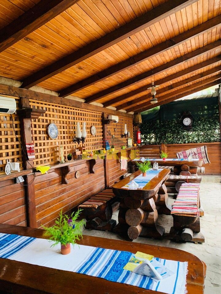 De vanzare Spatiu Comercial cu preluare afacere + Apartament 3 camere. 130.000 Euro Negociabil - Poză 9