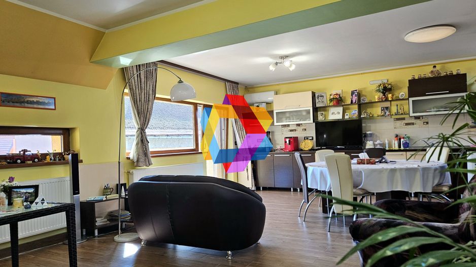 Casă plus Spațiu comercial  741 mp, Teren 906 mp Brasov - zona Blumana - Poză 32