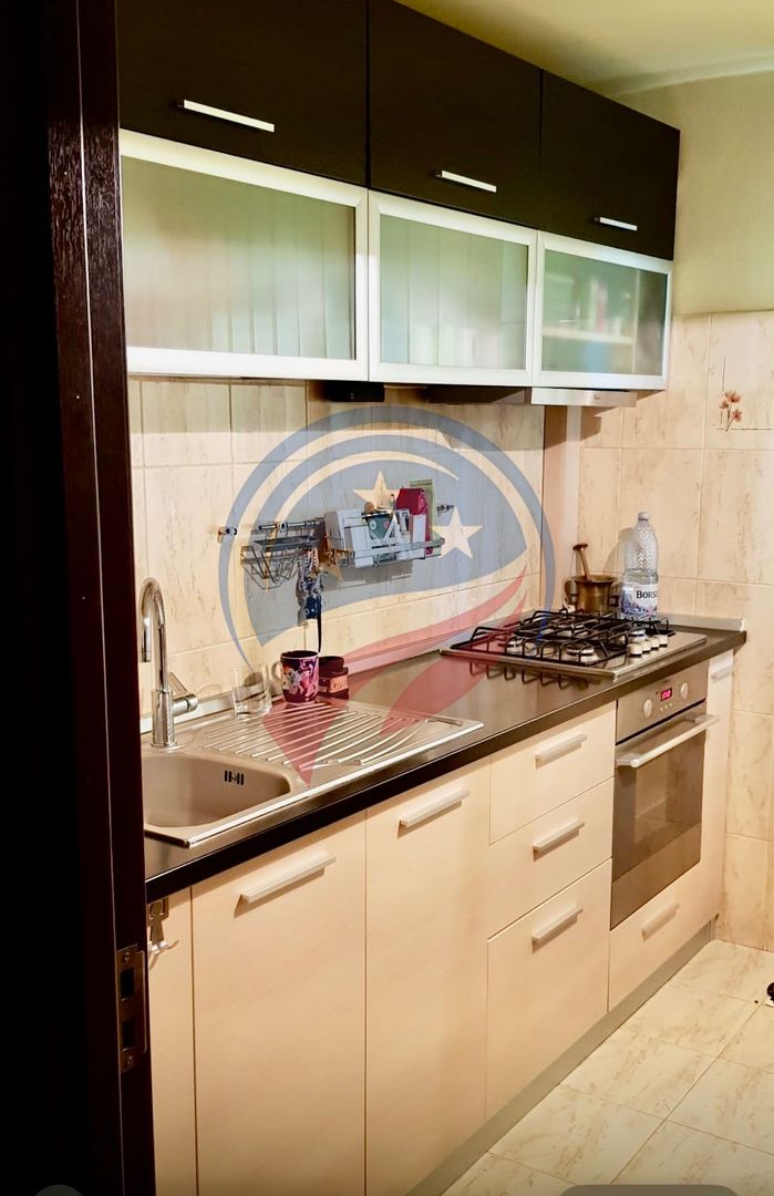 Apartament cu doua camere decomandat, zona Billa - Poză 2