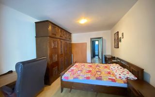 Apartament cu 2 camere, etaj intermediar, 50 mp, zona Bizo - Poză 3