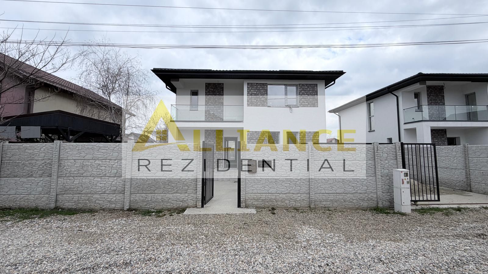 Casa Individuala - 5 camere - 3 bai - 400mp - Poză 1