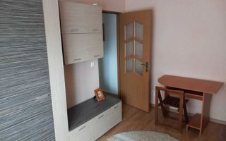 Inchiriez apartament cu o cameră ultracentral - Poză 2