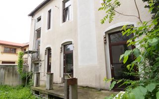 De vanzare Cladire bloc Istoric Central Arad D+P+E+M curte proprie - Poză 24