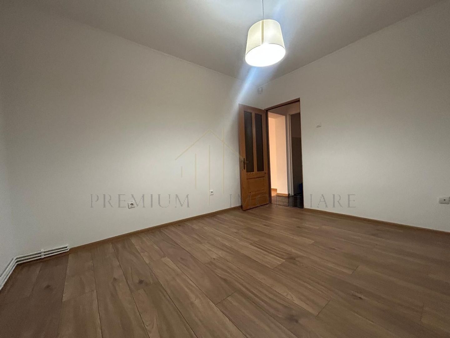Apartament 3 camere, 100 mp, ultracentral – ideal birouri - Poză 11