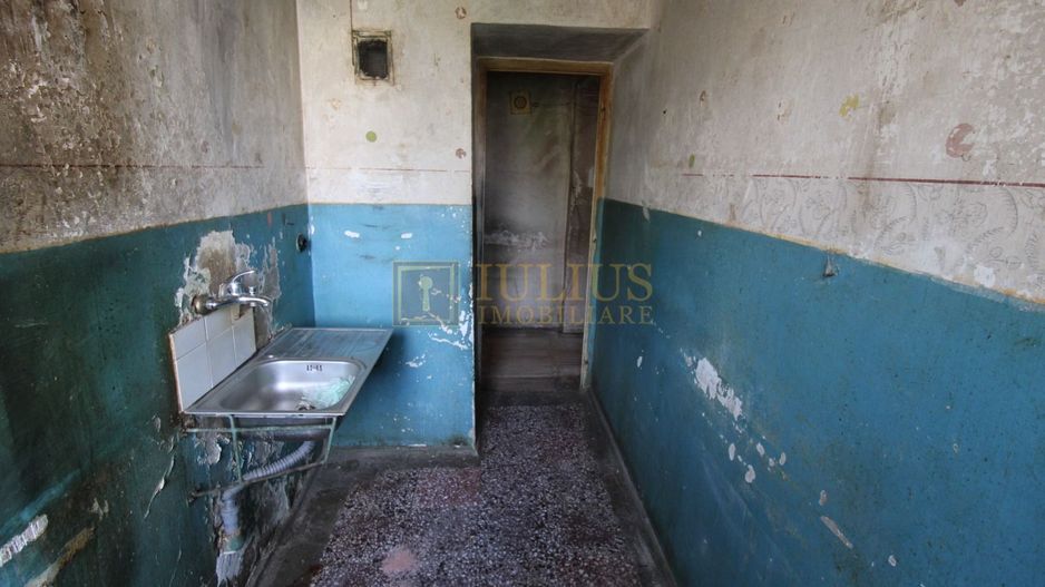 Complex Studentesc str.Daliei, et 3, bloc anvelopat; necesita renovare completa. - Poză 15