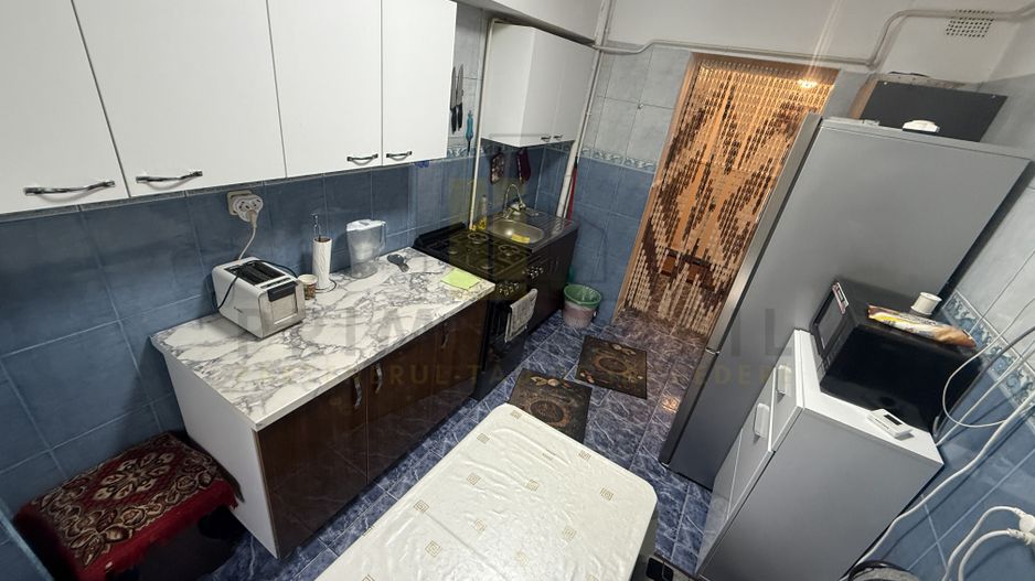 4 camere Decomandat Dacia, etaj intermediar, 1980 - Poză 12