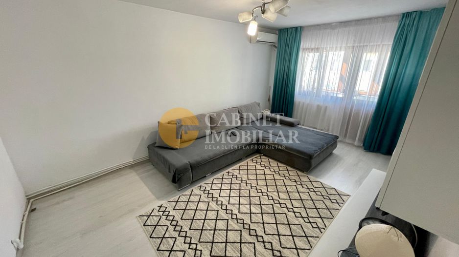 Galata - 3 Camere Decomandat - Mobilat/Utilat - 73 MP - Bloc dupa 1980 - Poză 3