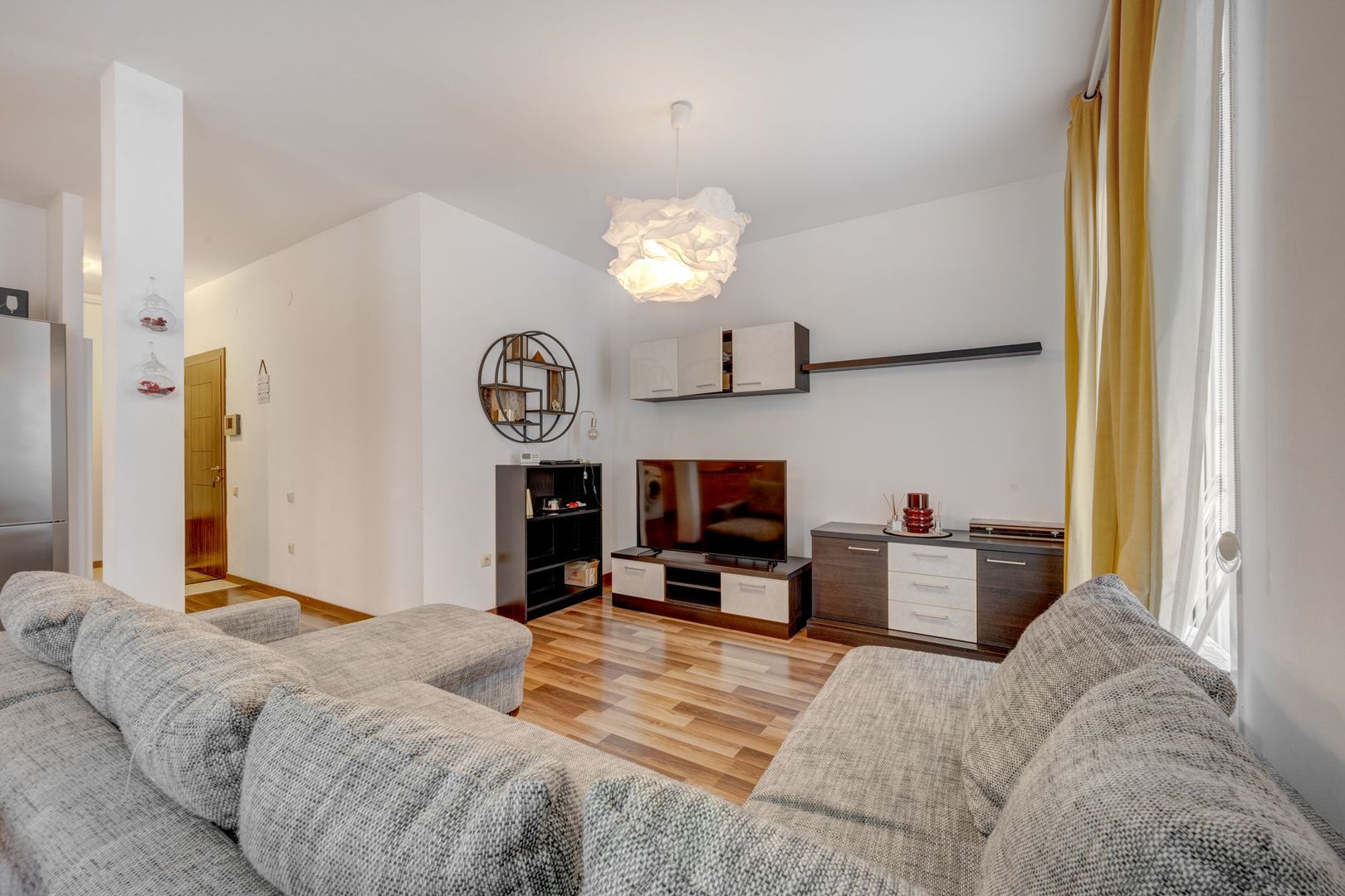 Apartament de 2 camere in Cosmopolis cu terasa de 50 mp, faza 1 - Poză 3
