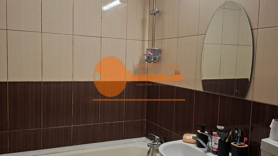 2 camere Gorjului - Centrala Termica ( 1980 ) - Poză 7