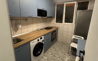 Închiriere Apartament cu 2 camere, decomandat, metrou Dristor in fata blocului - Poză 8