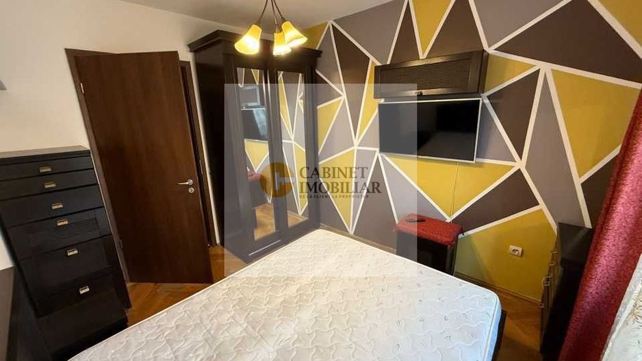 3 camere I Etaj 3 I Piata Romana I 1960 - Poză 4