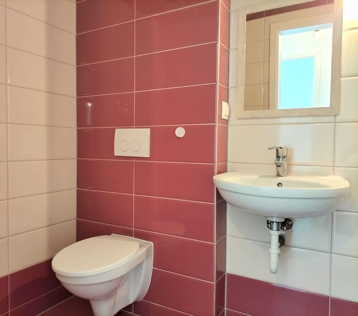 Vindem apartament 3 camere complet renovat cu vedere pe 2 parti - Poză 22