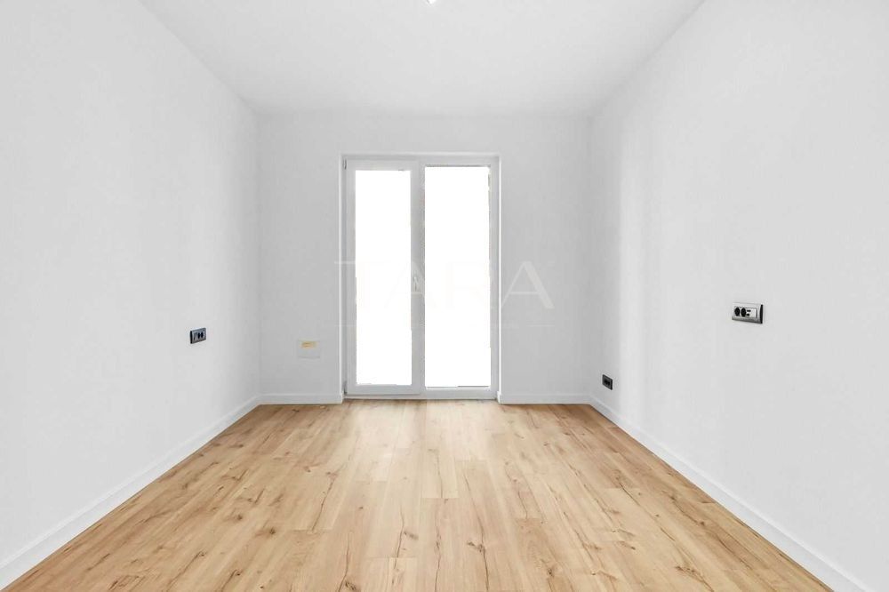 Apartament Modern cu 2 Camere și Terasă – Iris - Poză 3