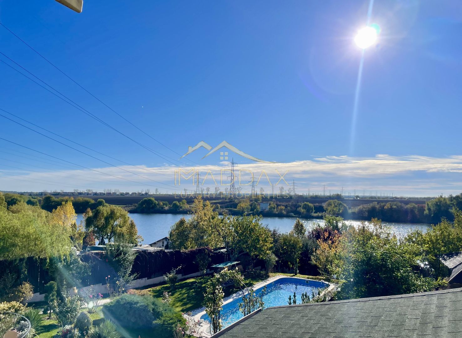 Vila 7 camere**Lake view**Ponton privat**Piscina**Teren 933 MP//Balotesti - Poză 1