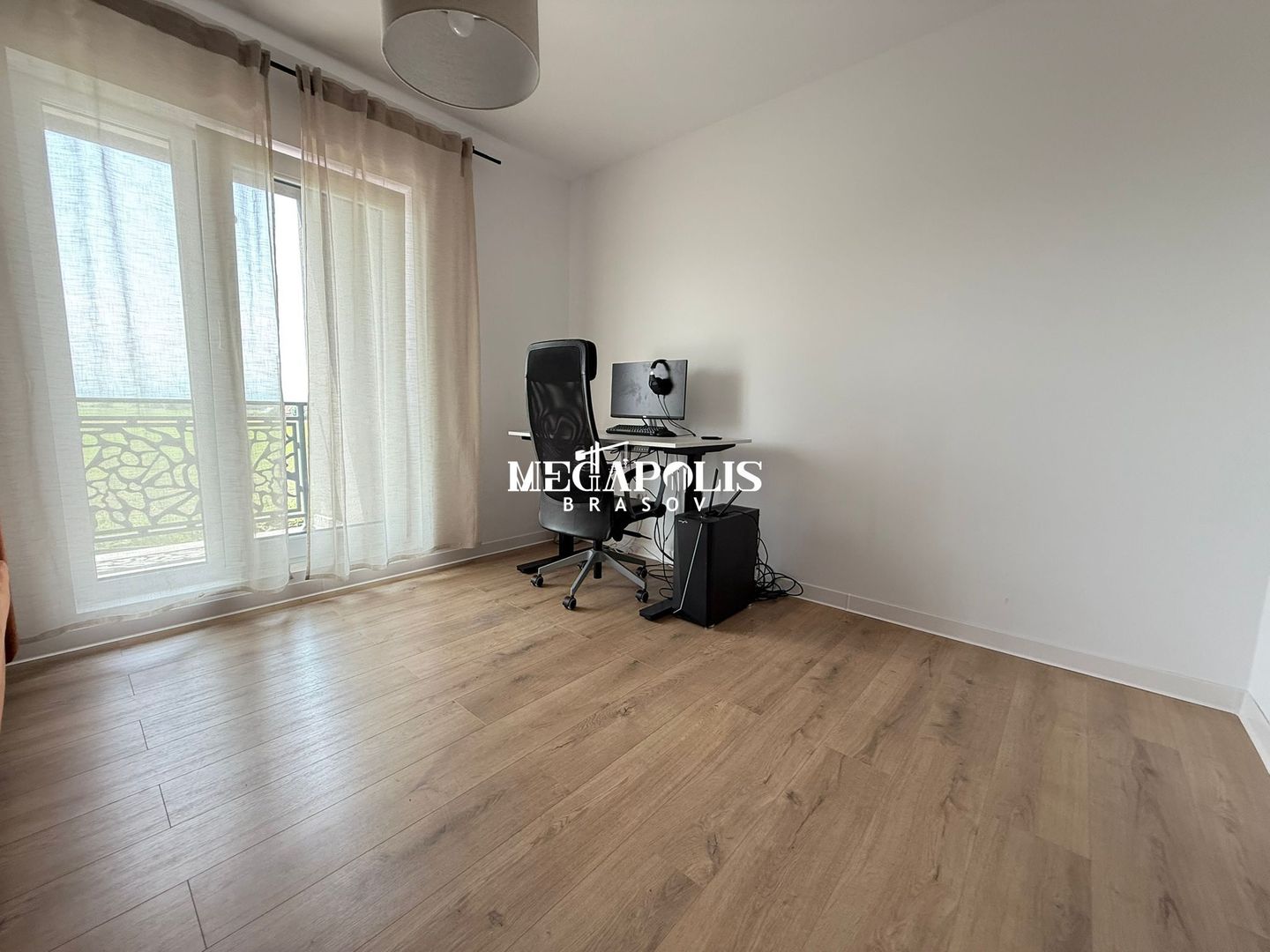 Casa P+E | Sanpetru | Mobilata si Utilata | Teren 410mp | Jacuzzi - Poză 17