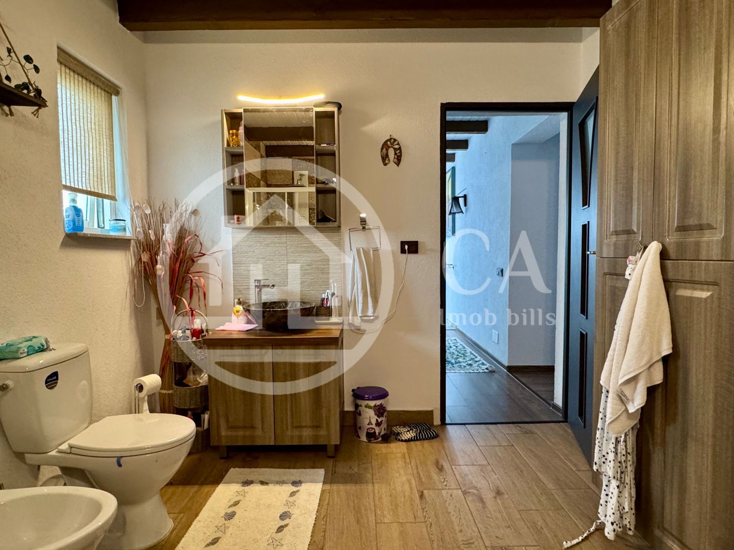 Casă de vânzare cu 6 camere in cartierul Tineretului, Oradea - Poză 20