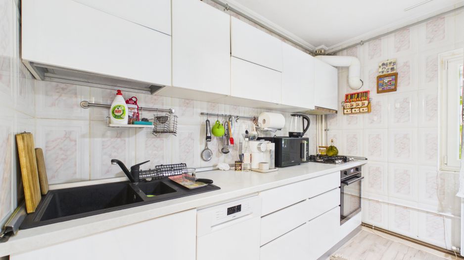 Oportunitate - 2 Apartamente 4 + 2 camere - Zona 13 Septembrie - Poză 5