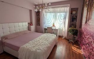Calitate și spațiu: elegant, 90 mp, 1989, centrală proprie, parcare, priveliște - Poză 3