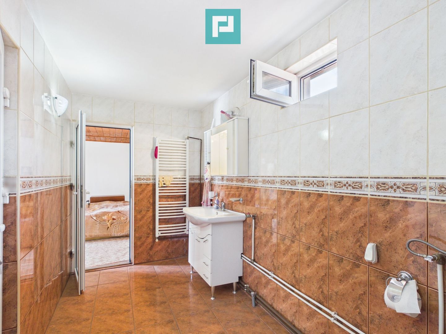Clădire 446 mp | Teren 1.579 mp Nojorid - Poză 21