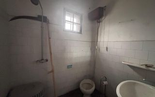 Casa pretabila activitati comerciale, posibilitate mansardare | Ronat - Poză 3