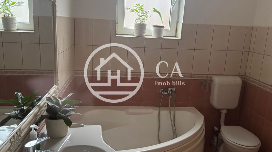 Casa P+M cu 4 camere de inchiriat în zona Centrală, Oradea - Poză 12