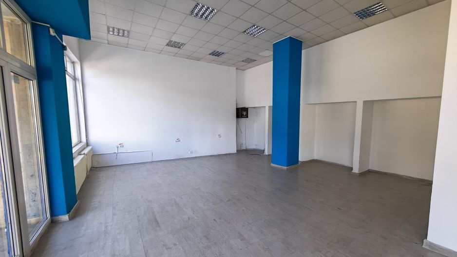 SPATIU IDEAL BIROURU - Poză 2