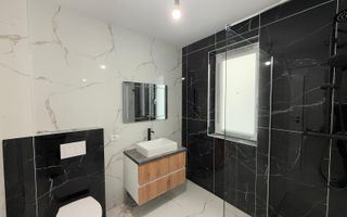 Decomandat. Spatios. Loc de parcare. - Poză 4