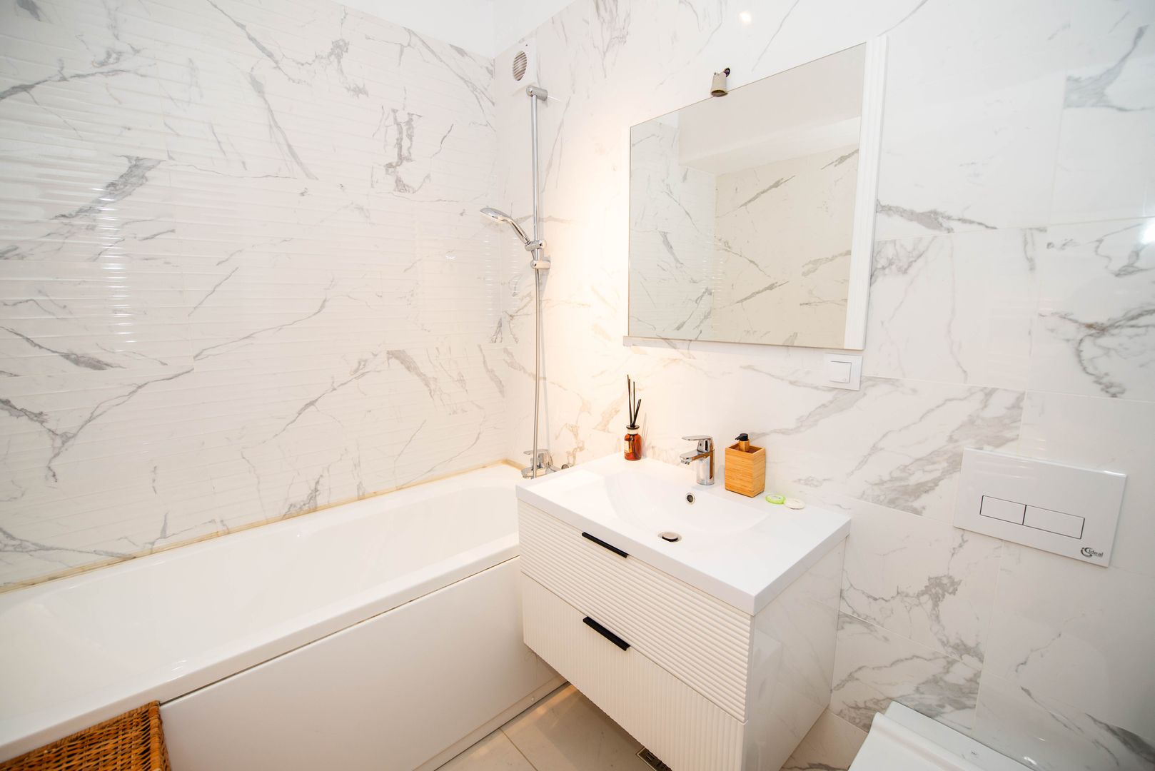 Apartament 3 camere | Onix Park | Mobilat & utilat complet | 2 bai - Poză 19